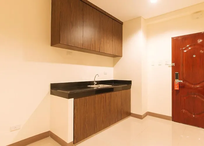 Hotel Reddoorz @ Kaizen Taft Avenue