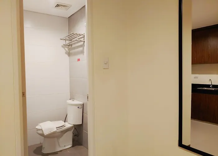 Hotel Reddoorz @ Kaizen Taft Avenue