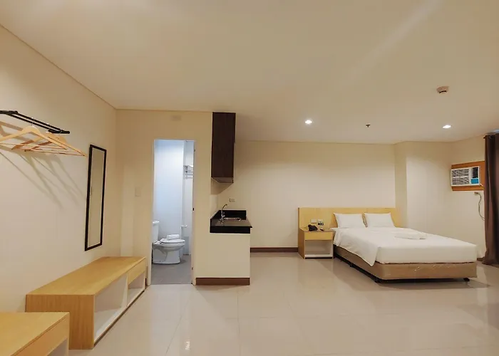 Hotel Reddoorz @ Kaizen Taft Avenue